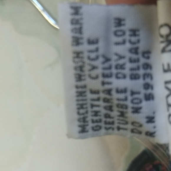 Atlast button down top - Picture 6 of 8